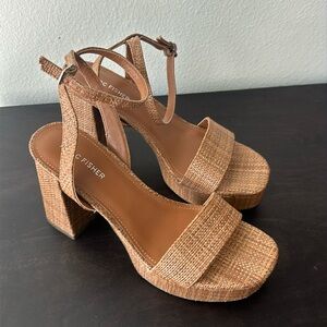 Marc Fisher heels size 9